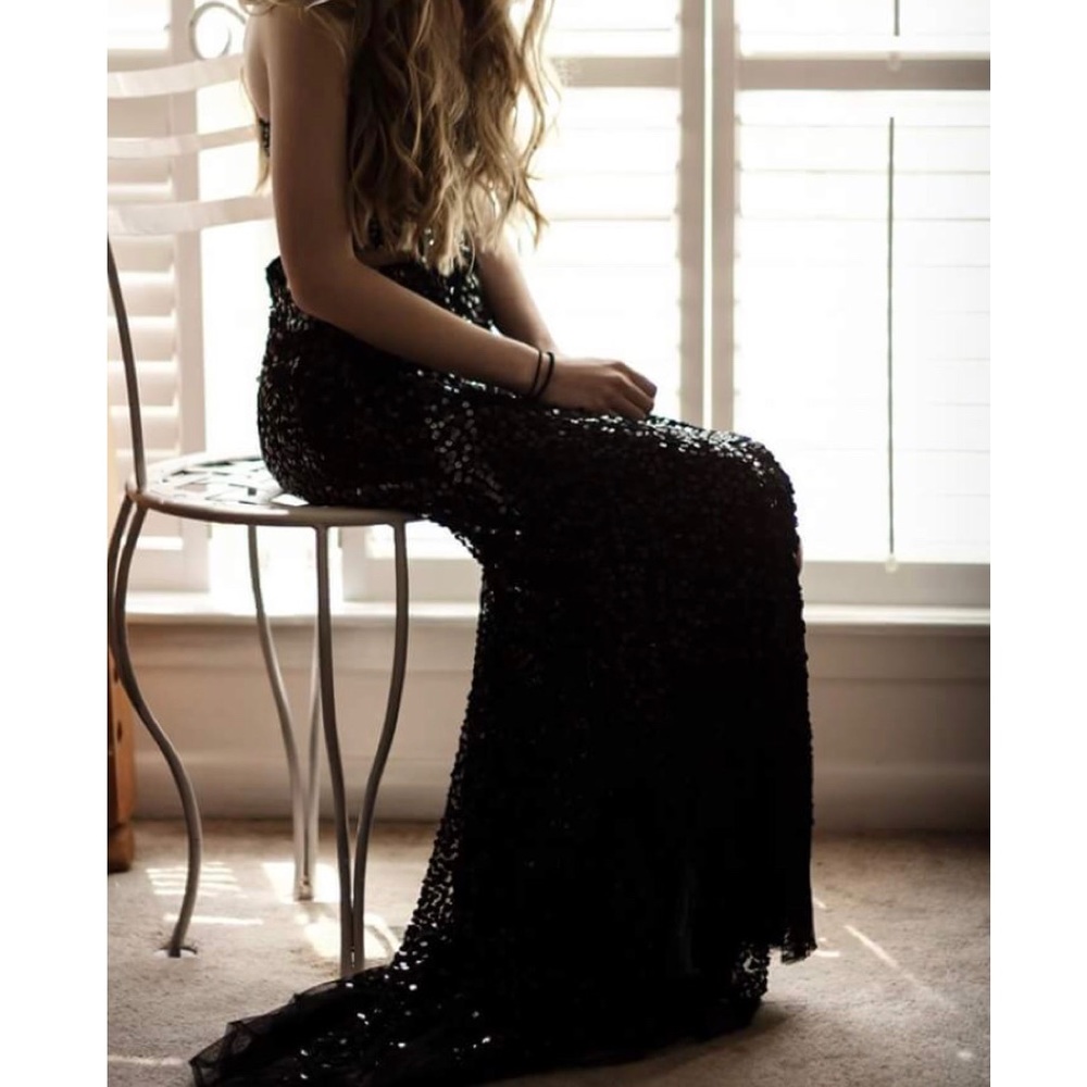 Long Black Sequin Strapless Prom Homecoming dress